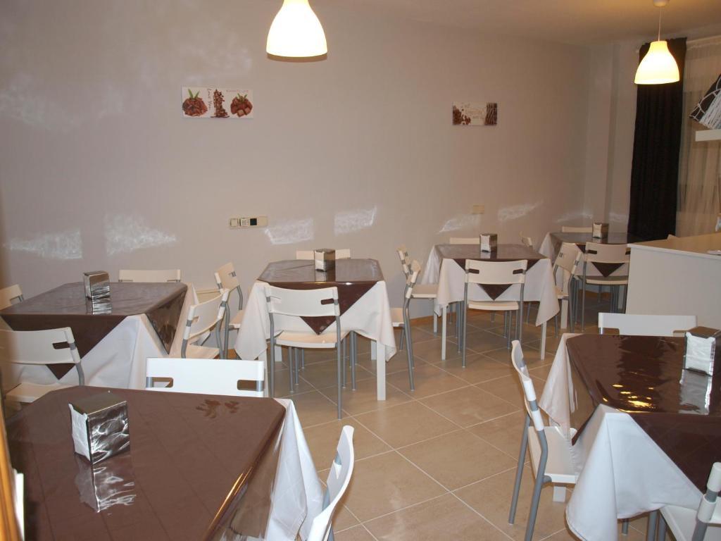 Hostal El Parque San Martín de la Vega Εξωτερικό φωτογραφία
